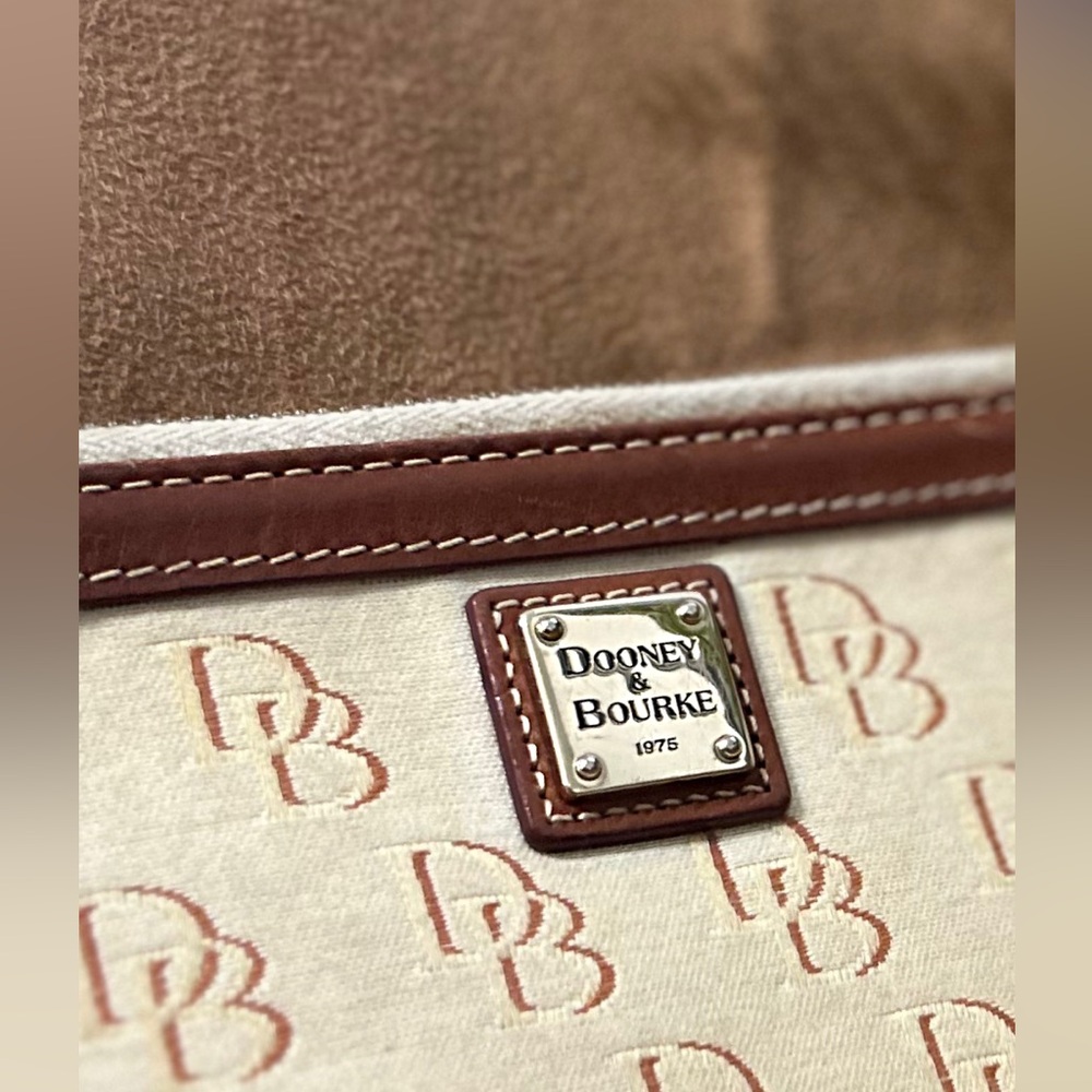 Dooney & Bourke Beige Monogram Wristlet with Brown Trim - Picture 5 of 15